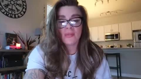 Amara Jezebel online show from 25, 10, 2025