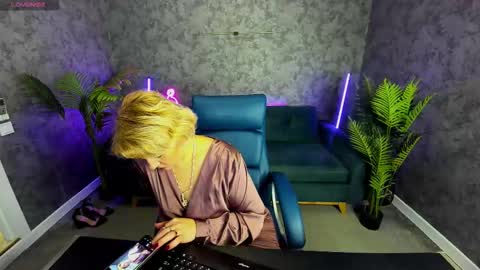 Sofia online show from 5, 11, 2025