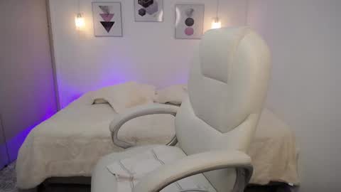 Amarantha online show from 10, 1, 2025