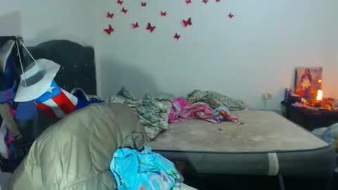 Amara Julia online show from 5, 10, 2025