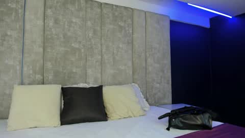 Emily online show from 14, 4, 2026