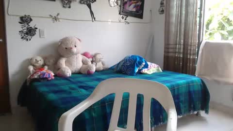 Snapshot of amaris_c chatting on 2, 10, 2025 amaris_c online show from 2, 10, 2025