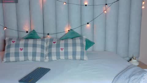 Amaris online show from 22, 12, 2025