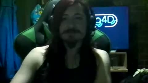 Snapshot of amaru_bf_experience chatting on 8, 11, 2025 Amaru online show from 8, 11, 2025