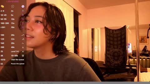 Snapshot of amateuroras chatting on 20, 5, 2026 leash online show from 20, 5, 2026