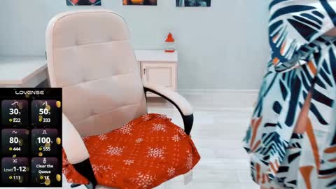 Snapshot of amazing_alina chatting on 19, 2, 2025 Alina online show from 19, 2, 2025