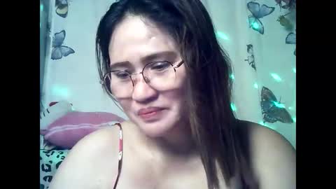 Snapshot of amazing_angel22 chatting on 10, 4, 2026 amazing angel online show from 10, 4, 2026