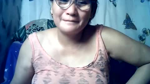Snapshot of amazing_angel22 chatting on 5, 7, 2026 amazing angel online show from 5, 7, 2026