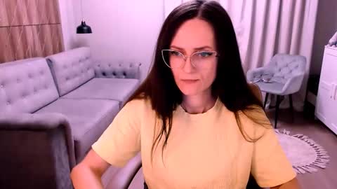 Izza online show from 16, 12, 2025