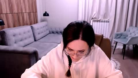 Izza online show from 6, 1, 2026