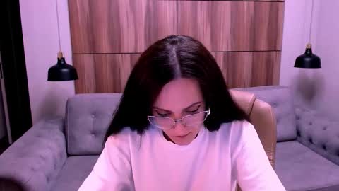 Snapshot of amazingeyes89 chatting on 5, 5, 2026 Izza online show from 5, 5, 2026