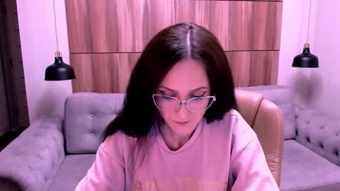 Snapshot of amazingeyes89 chatting on 10, 5, 2026 Izza online show from 10, 5, 2026