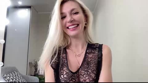 Kelly online show from 9, 11, 2025