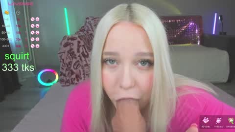 Im Mandy and I love to play in public and do crazy in PVT online show from 8, 1, 2025