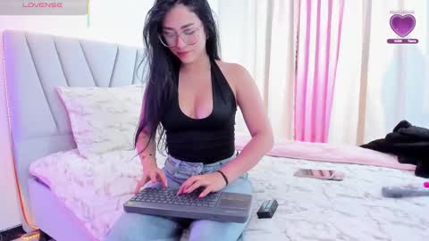 Sara  online show from 3, 2, 2026