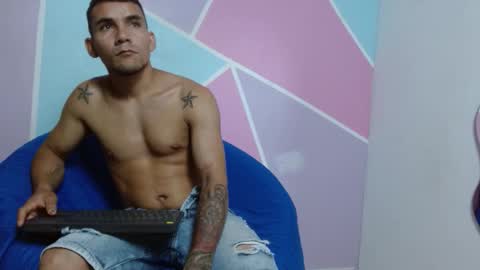 Snapshot of ambar_mds chatting on 18, 11, 2025 Sebas online show from 18, 11, 2025