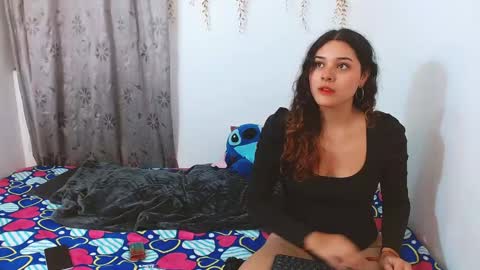 AmbarAndValery online show from 2, 12, 2025