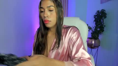 Snapshot of ambarfox1 chatting on 8, 2, 2025 Ambar online show from 8, 2, 2025