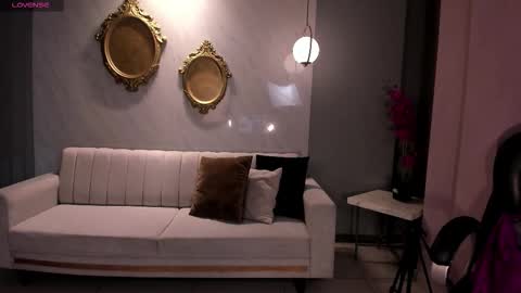 Ambar  online show from 18, 11, 2025