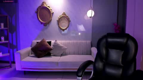 Ambar  online show from 22, 11, 2025