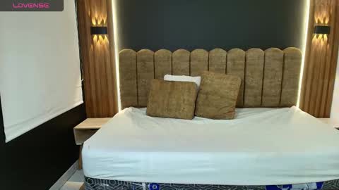 AMBAR LEE online show from 8, 3, 2026