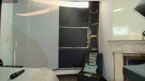 Ambar Ross online show from 27, 2, 2025