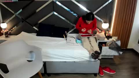 Ambar Ross online show from 3, 2, 2026