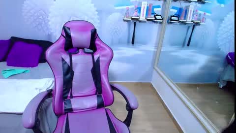 Snapshot of ambel_rose chatting on 23, 5, 2026 ambel_rose online show from 23, 5, 2026