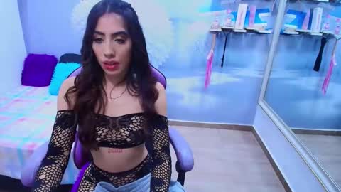 Snapshot of ambel_rose chatting on 25, 5, 2026 ambel_rose online show from 25, 5, 2026