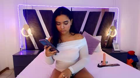 Amber online show from 9, 6, 2026