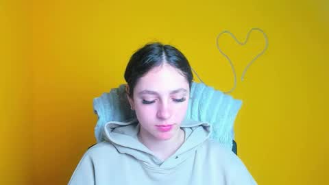 Amber online show from 10, 4, 2026