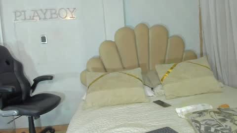 Snapshot of amber_harriis chatting on 23, 4, 2026 amber_harriis online show from 23, 4, 2026