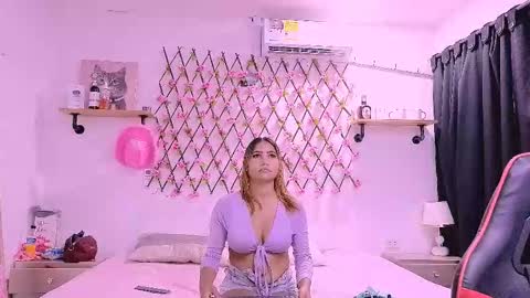 Snapshot of amber_love04 chatting on 10, 3, 2026 amber_love04 online show from 10, 3, 2026