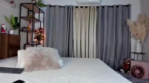 Amber online show from 4, 12, 2025