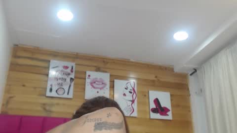 Snapshot of amber_moore chatting on 17, 10, 2025 Amber Moore online show from 17, 10, 2025