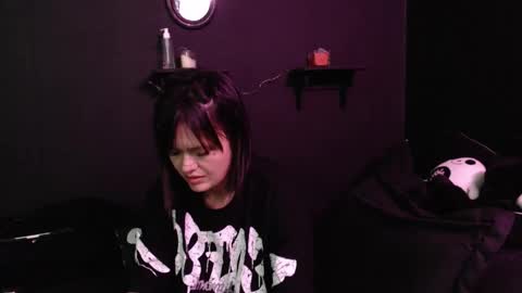 Snapshot of amber_rouss chatting on 19, 12, 2025 ROUSS online show from 19, 12, 2025