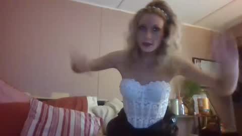 Snapshot of amberdesmond722 chatting on 10, 1, 2025 Kaligirll online show from 10, 1, 2025