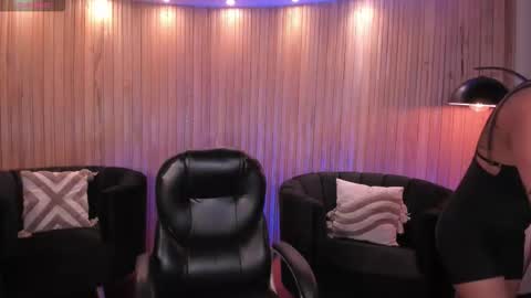 Amber  online show from 13, 11, 2025