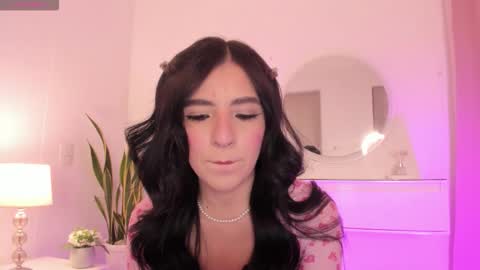 Snapshot of amberlowell chatting on 15, 10, 2025 Amber online show from 15, 10, 2025