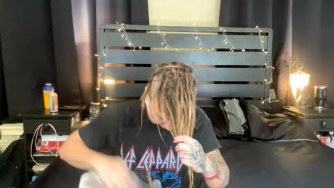 Amberneddie online show from 13, 11, 2025