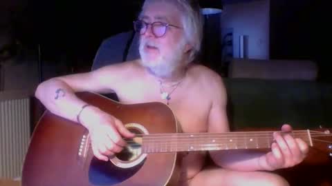 Amberr11 online show from 3, 2, 2026