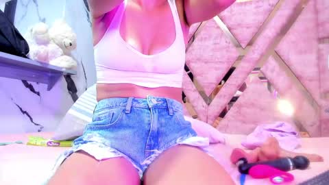 Snapshot of amberr_sweett chatting on 3, 5, 2026 Amber online show from 3, 5, 2026