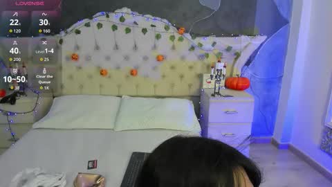 Amber Grey online show from 29, 10, 2025