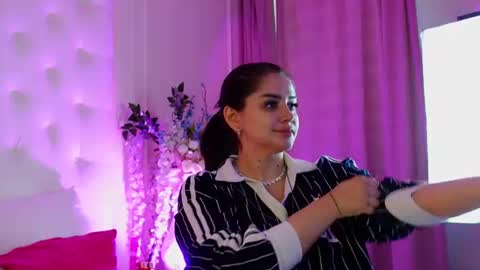 Amberseyes online show from 13, 6, 2026
