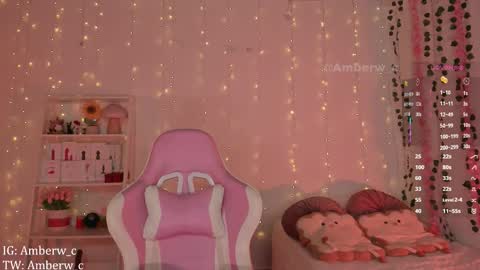 IG - TW Amberw c online show from 15, 11, 2025