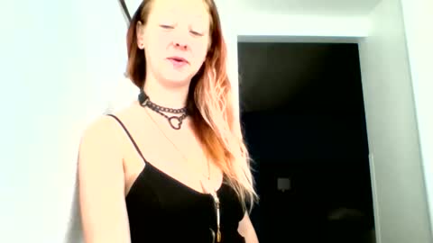 Snapshot of ambionce chatting on 18, 4, 2026 ambionce online show from 18, 4, 2026