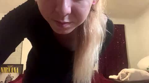Snapshot of ambionce chatting on 3, 5, 2026 ambionce online show from 3, 5, 2026