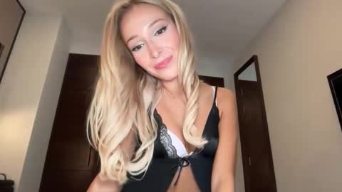 Snapshot of ambrefleur chatting on 21, 2, 2026 Ambre online show from 21, 2, 2026