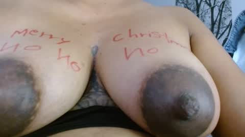 Snapshot of amelia_2023 chatting on 23, 12, 2024 amelia online show from 23, 12, 2024