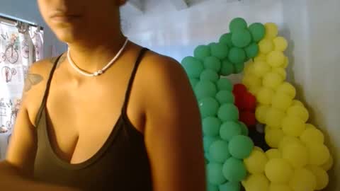 Snapshot of amelia_2023 chatting on 29, 10, 2025 amelia online show from 29, 10, 2025